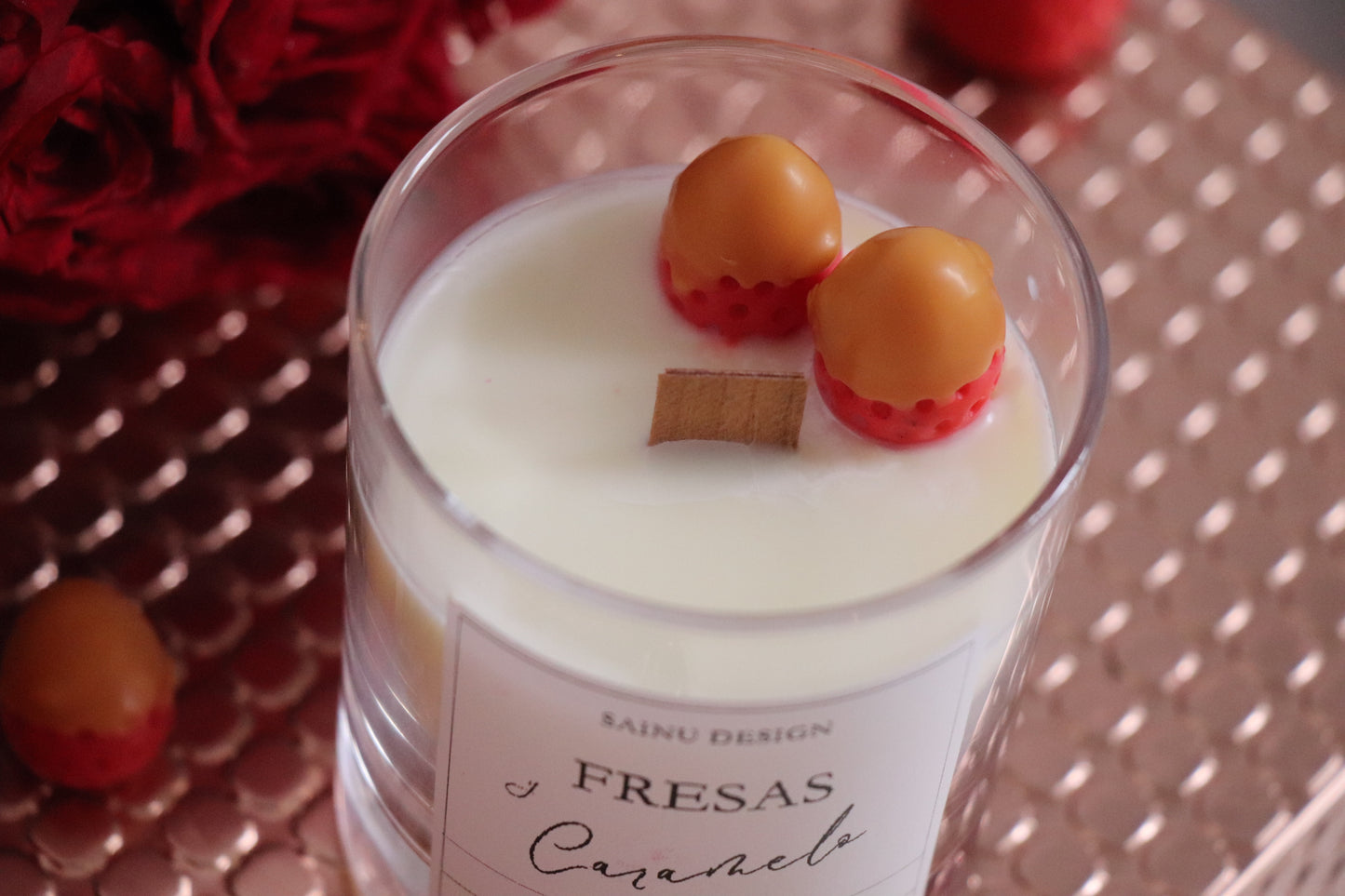 Vela Fresas y Caramelo